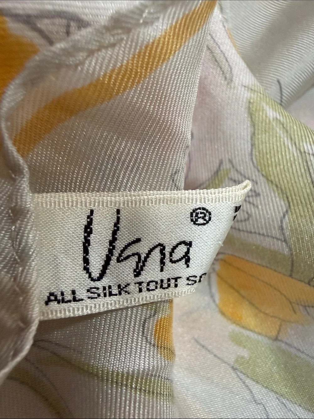 Vintage Vera Floral Silk Scarf with Yellow Pink Tulips 🌷 & white Daisies